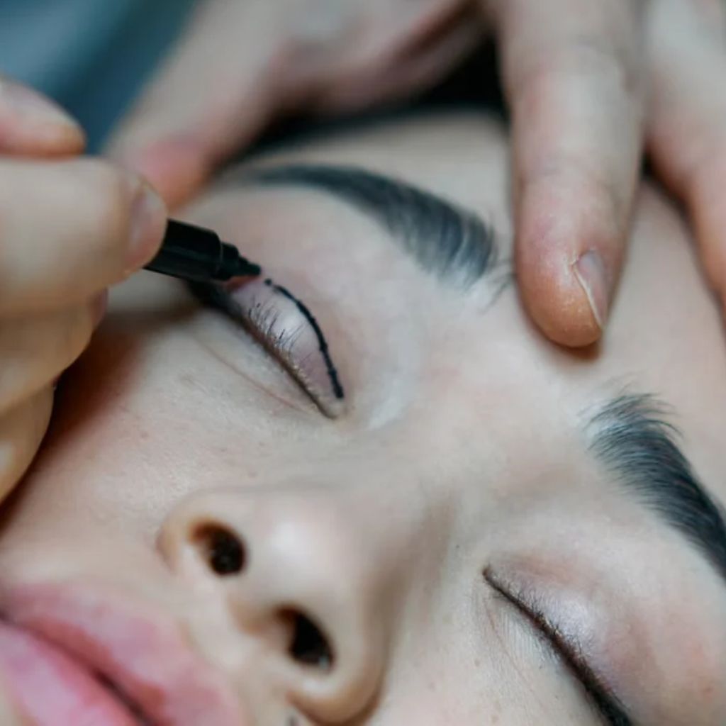 tecnica-eyeliner-permanente-sguardo-definito